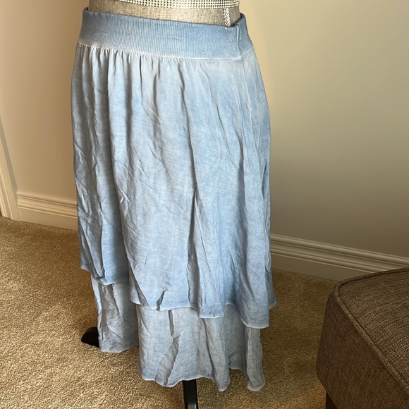 Charlie B lightweight rayon skirt - Picture 2 of 7